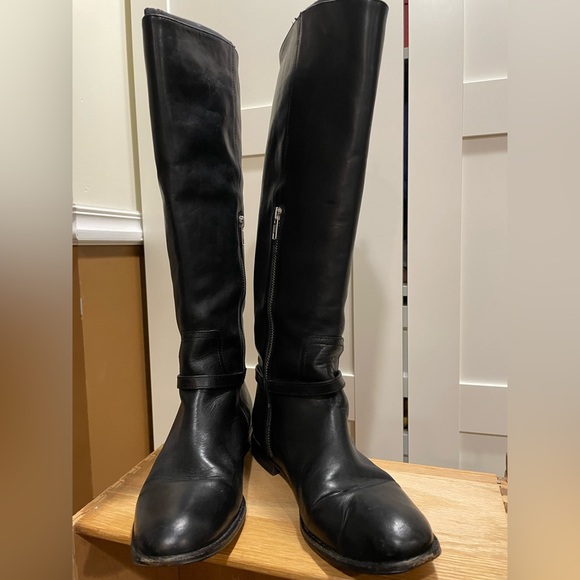 Coach “Mulan” Black Riding boot style with silver details - Picture 15 of 16